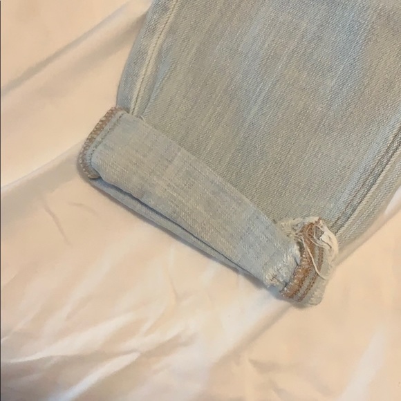 American Eagle Distressed Bleached BF Jeans - Picture 4 of 6